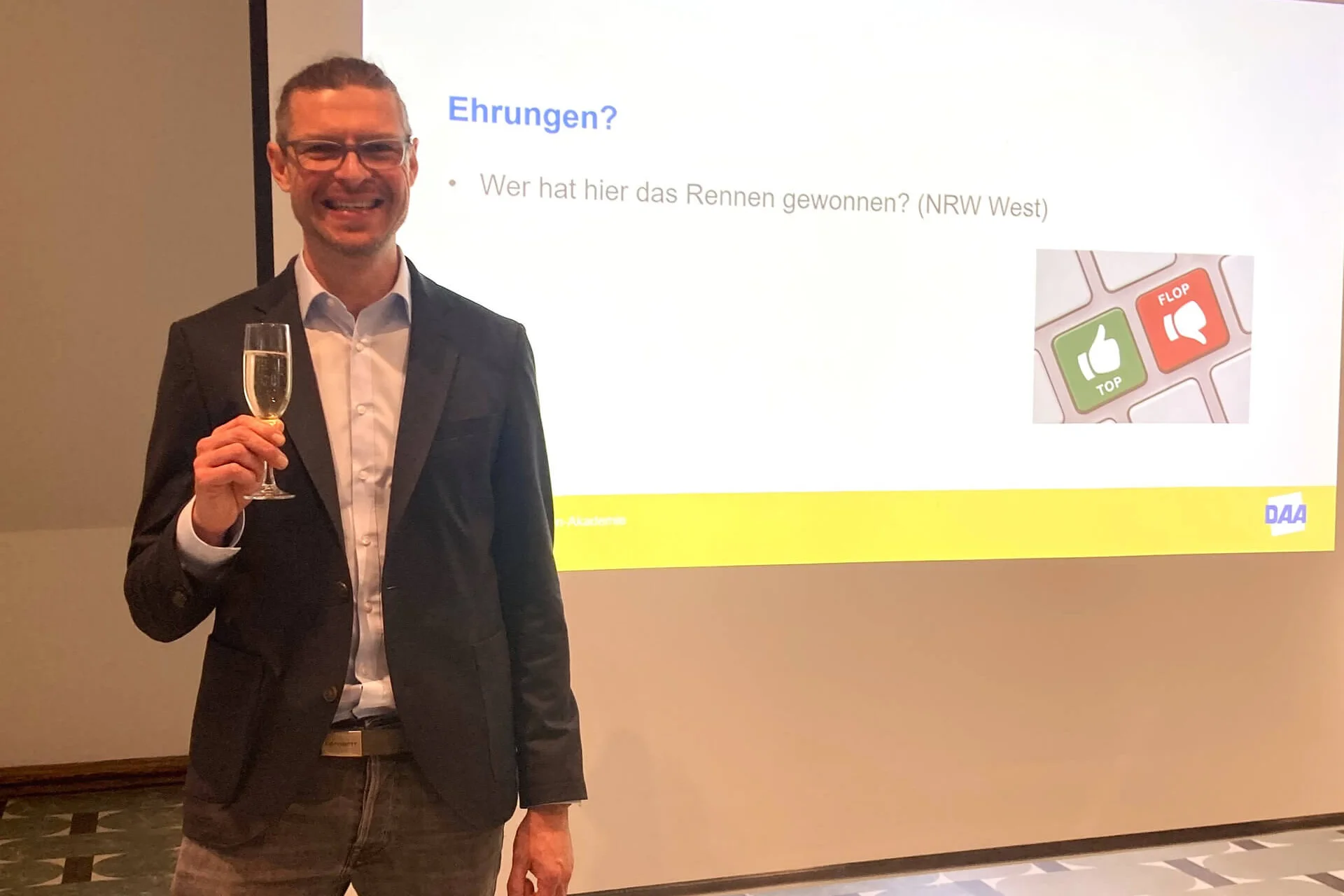 Umschulungen: Absolvent*innen feiern ihre IHK-Abschlüsse