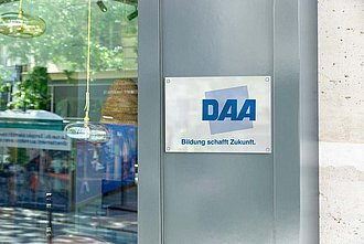 DAA NRW Türschild mit Logo